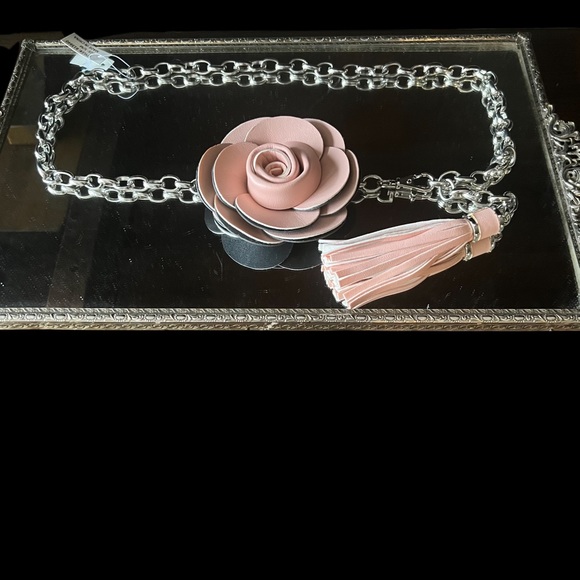 XXSOLDXX belt|Pink Flower tassel silver chain belt|small/medium - Picture 4 of 7